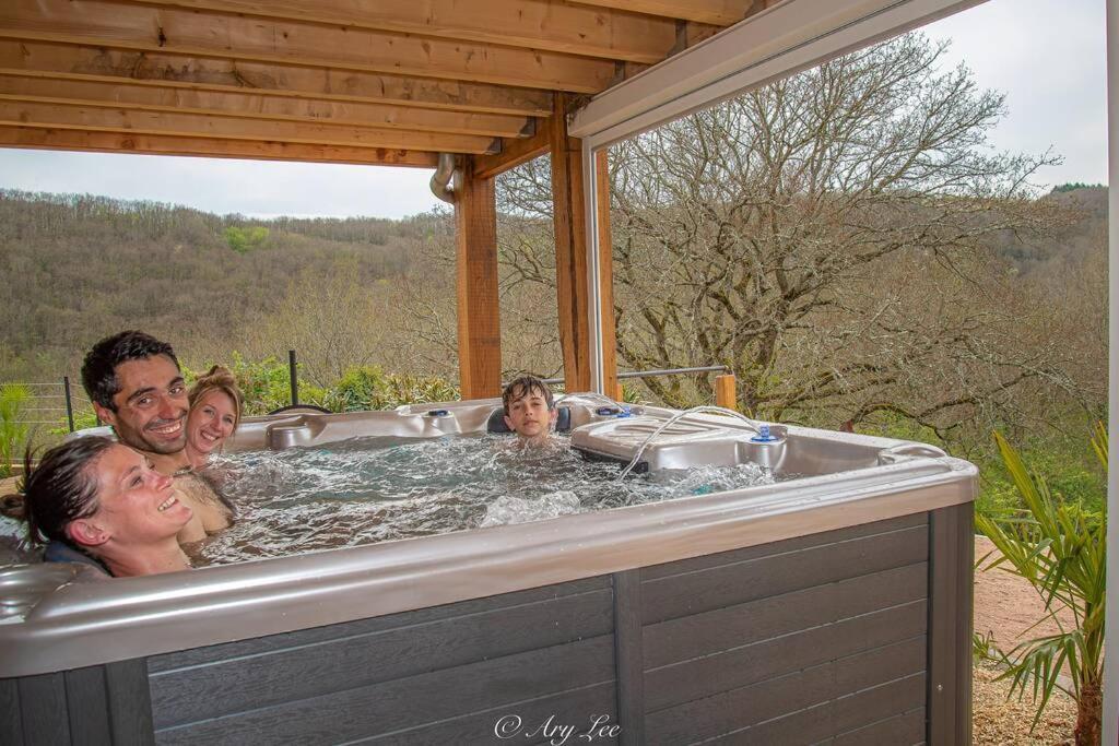 Gite Du Mont Plaisir Villa Chouvigny Eksteriør billede