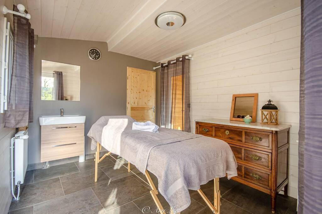 Gite Du Mont Plaisir Villa Chouvigny Eksteriør billede