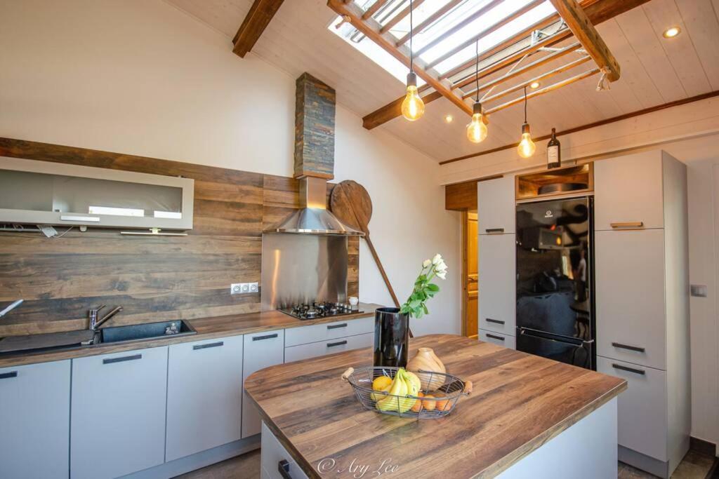 Gite Du Mont Plaisir Villa Chouvigny Eksteriør billede