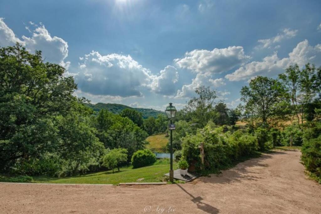 Gite Du Mont Plaisir Villa Chouvigny Eksteriør billede